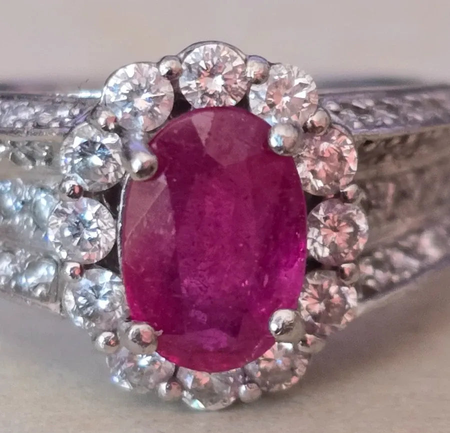 ANCIEN BAGUE PLATINE 950% RUBIS ET DAMANTS