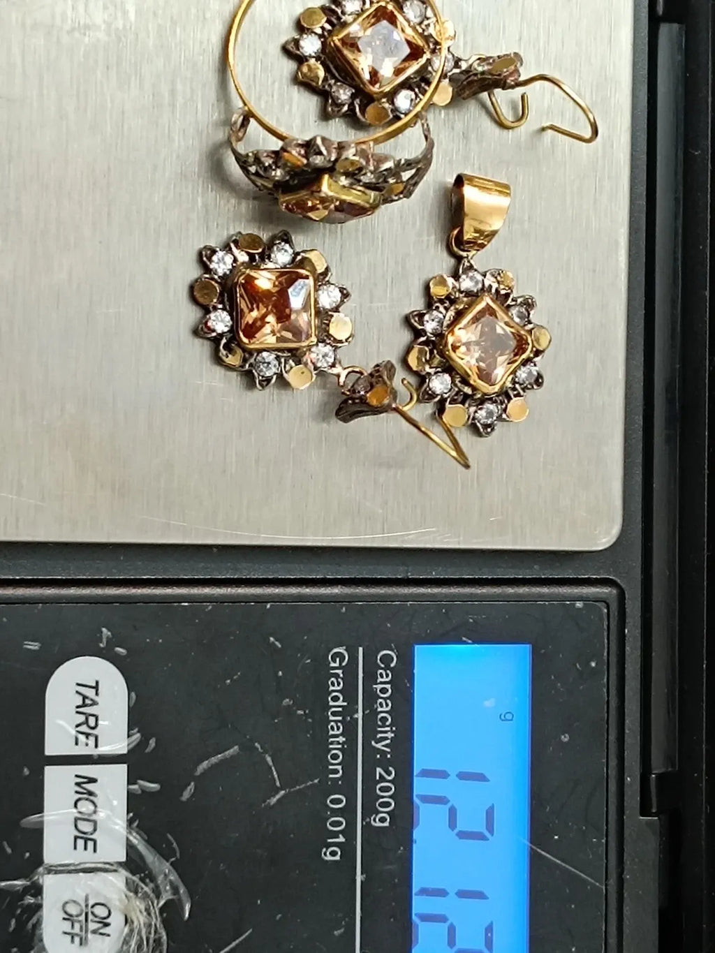 Ensemble Or 18 Carats Et Argent