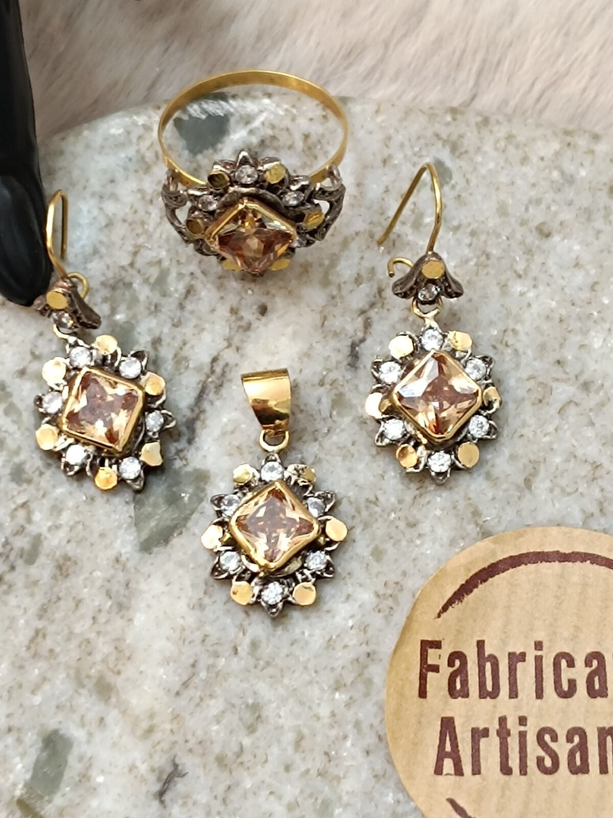 Ensemble Or 18 Carats Et Argent