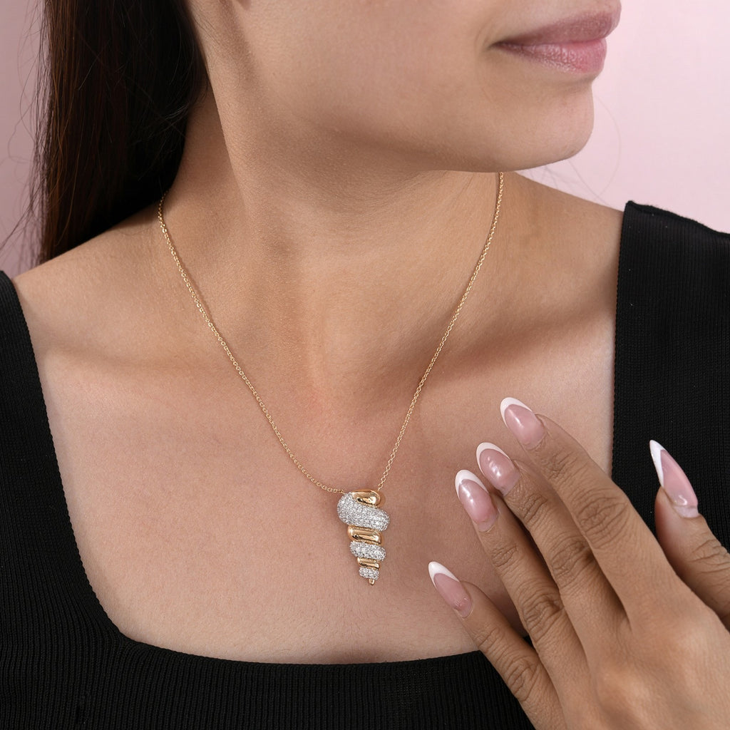 Collier En Or Jaune Massif 18 Carats Avec Pendentif En Diamant SI/H De 1,55 Ct.