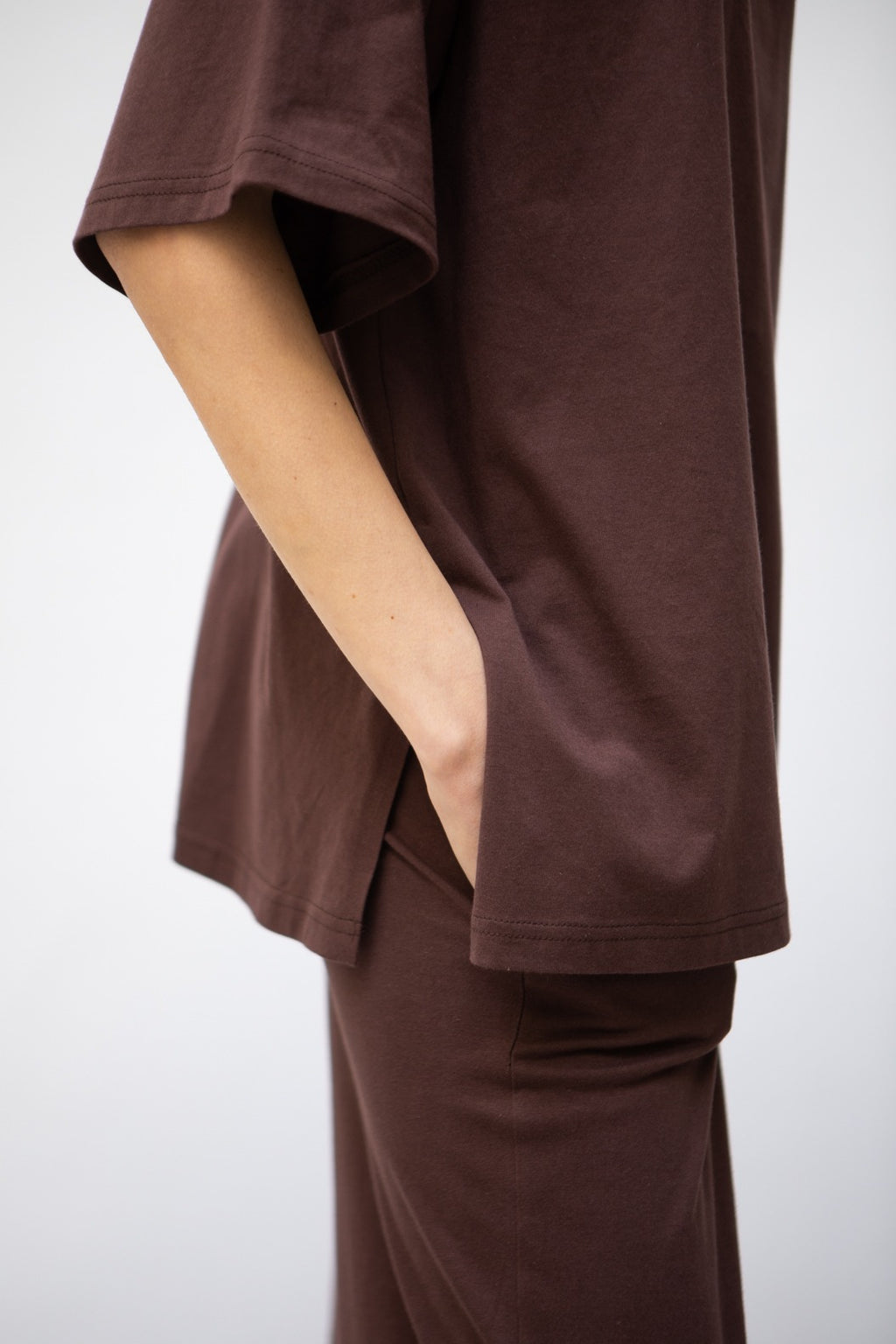 Ensemble T-shirt oversize brodé + pantalon