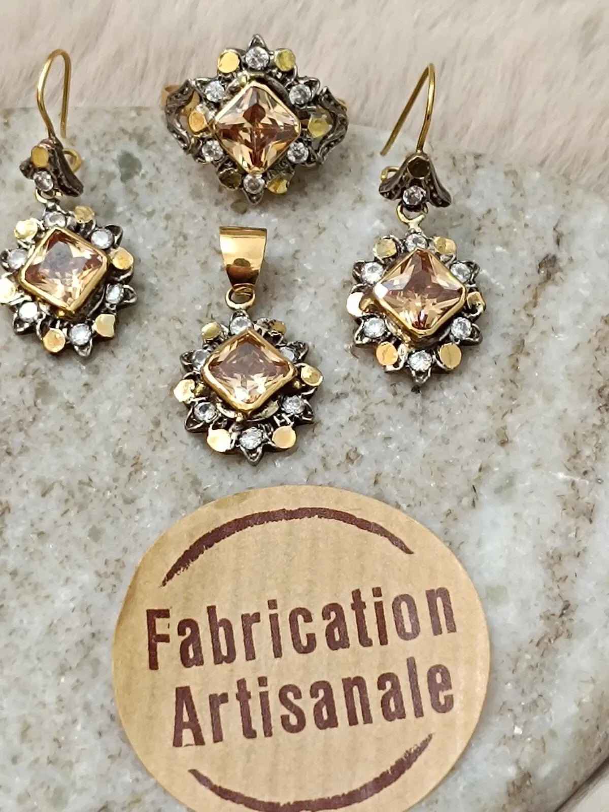 Ensemble Or 18 Carats Et Argent